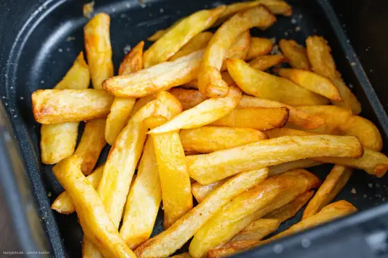 Knusprige Pommes im Airfryer - So gelingen sie perfekt!