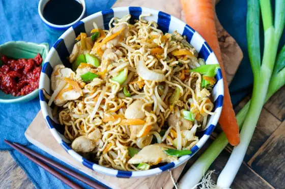 Bami Goreng - So gelingen indonesische Bratnudeln perfekt