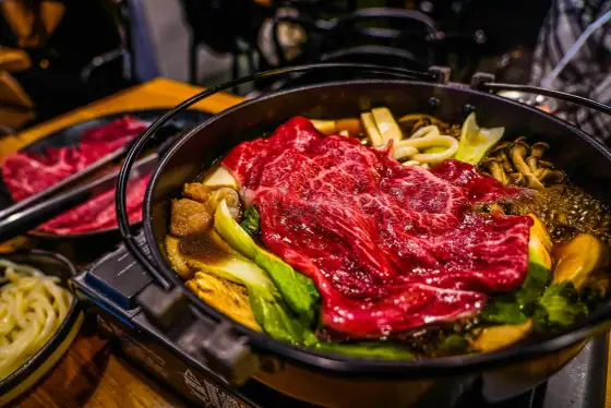Japanischer Hot Pot - So gelingt Nabe in deiner Küche!